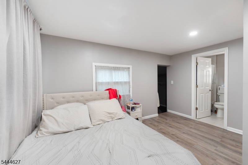 325 Roycefield Road Hillsborough, NJ 08844 - Photo 10 of 41