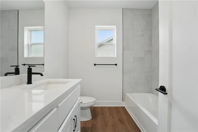 $492,015 | 1607 Northwest 105th Street, Kansas City, MO 64155