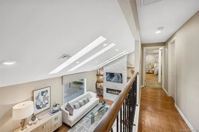 $1,250,000 | 17 Dover Lane, Old Bethpage, NY 11804