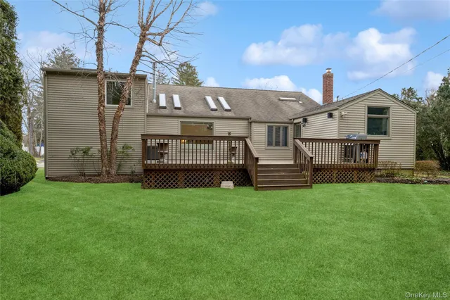 a view of a back yard of the house