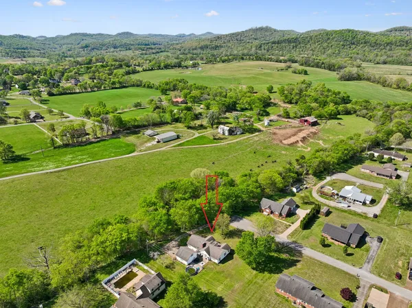 $419,900 | 23 Elmwood Avenue, Carthage, TN 37030