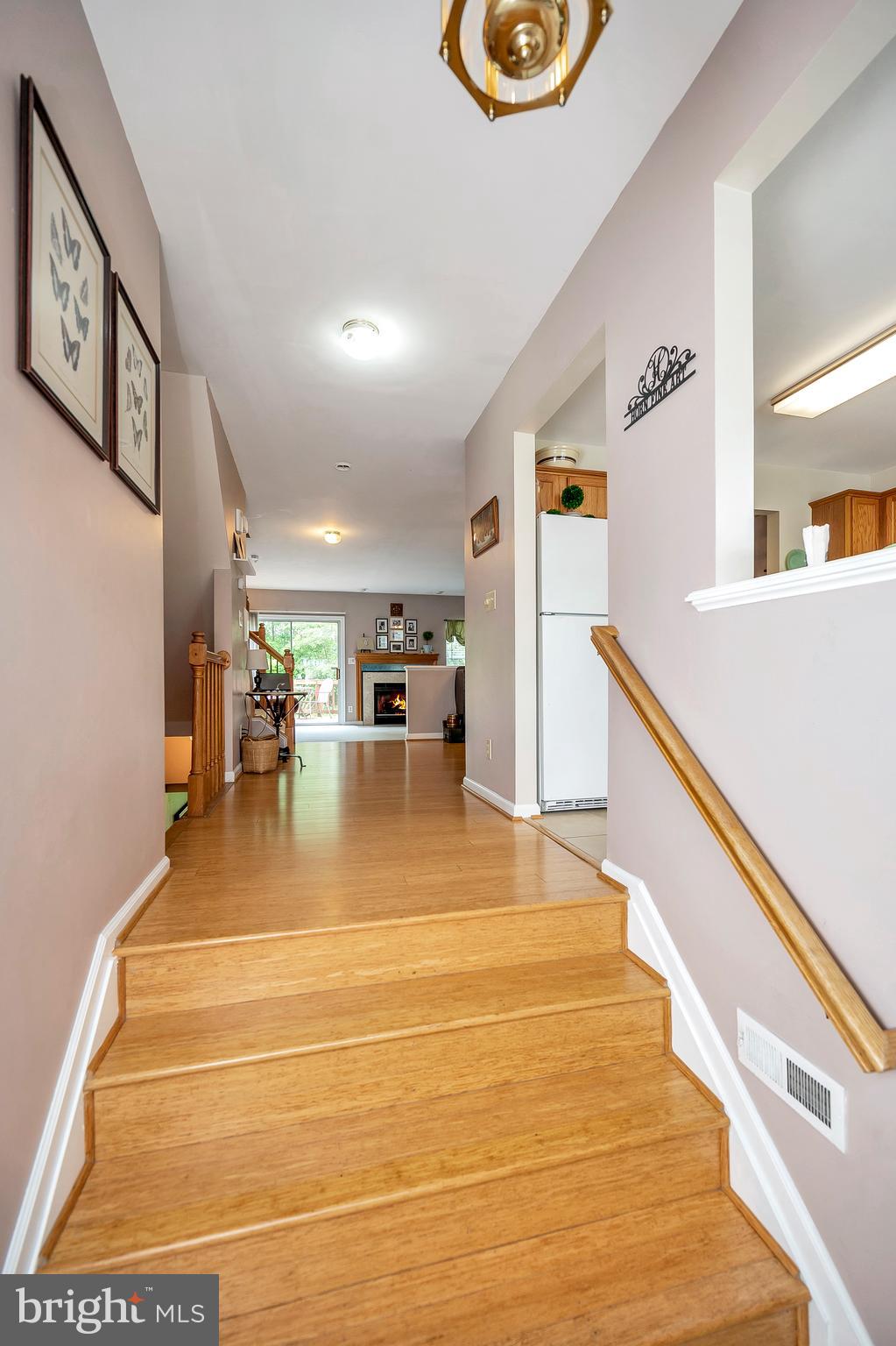 302 Crossing Road Fredericksburg, VA 22406 - Photo 4 of 36 Gallery Image 4