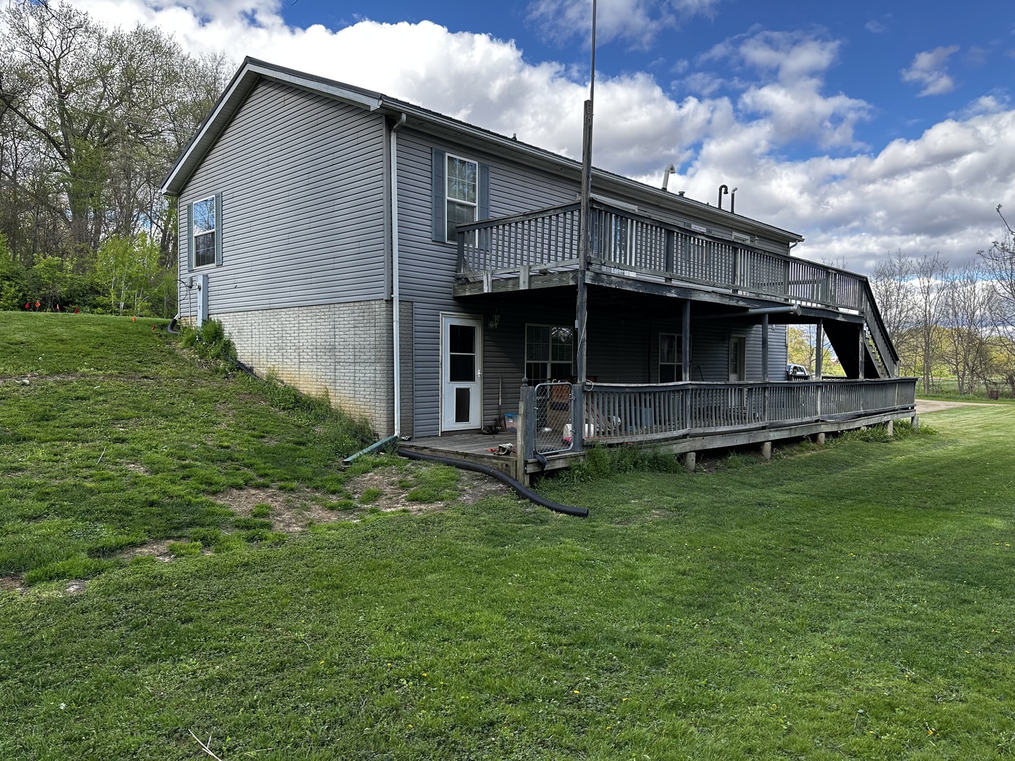 14905 Covell Road Morrison, IL 61270 - Photo 19 of 21