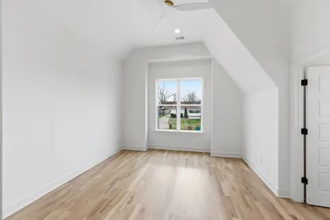 $749,900 | 489 B Sunliner Drive, Nashville, TN 37209