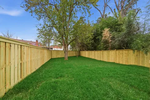 $749,900 | 489 B Sunliner Drive, Nashville, TN 37209