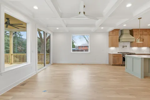 $749,900 | 489 B Sunliner Drive, Nashville, TN 37209