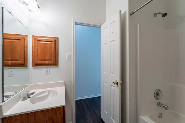 $280,000 | 1408 Blue Gill Lane, Crowley, TX 76036