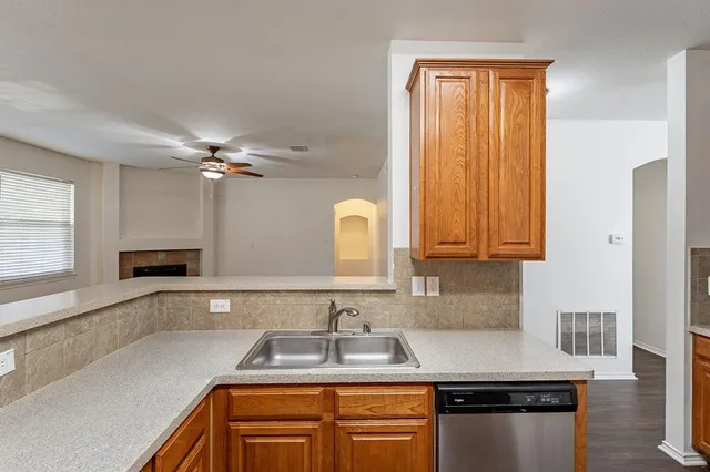 $280,000 | 1408 Blue Gill Lane, Crowley, TX 76036