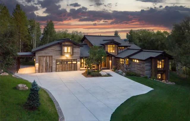 $12,500,000 | 855 Fox Lane, Steamboat Springs, CO 80487