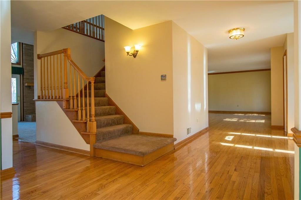 218 Timber Ridge Road Pittsburgh, PA 15238 - Photo 4 of 25 Gallery Image 4
