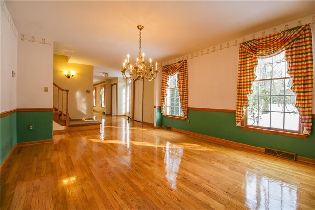 218 Timber Ridge Road Pittsburgh, PA 15238 - Photo 7 of 25 Gallery Image 7