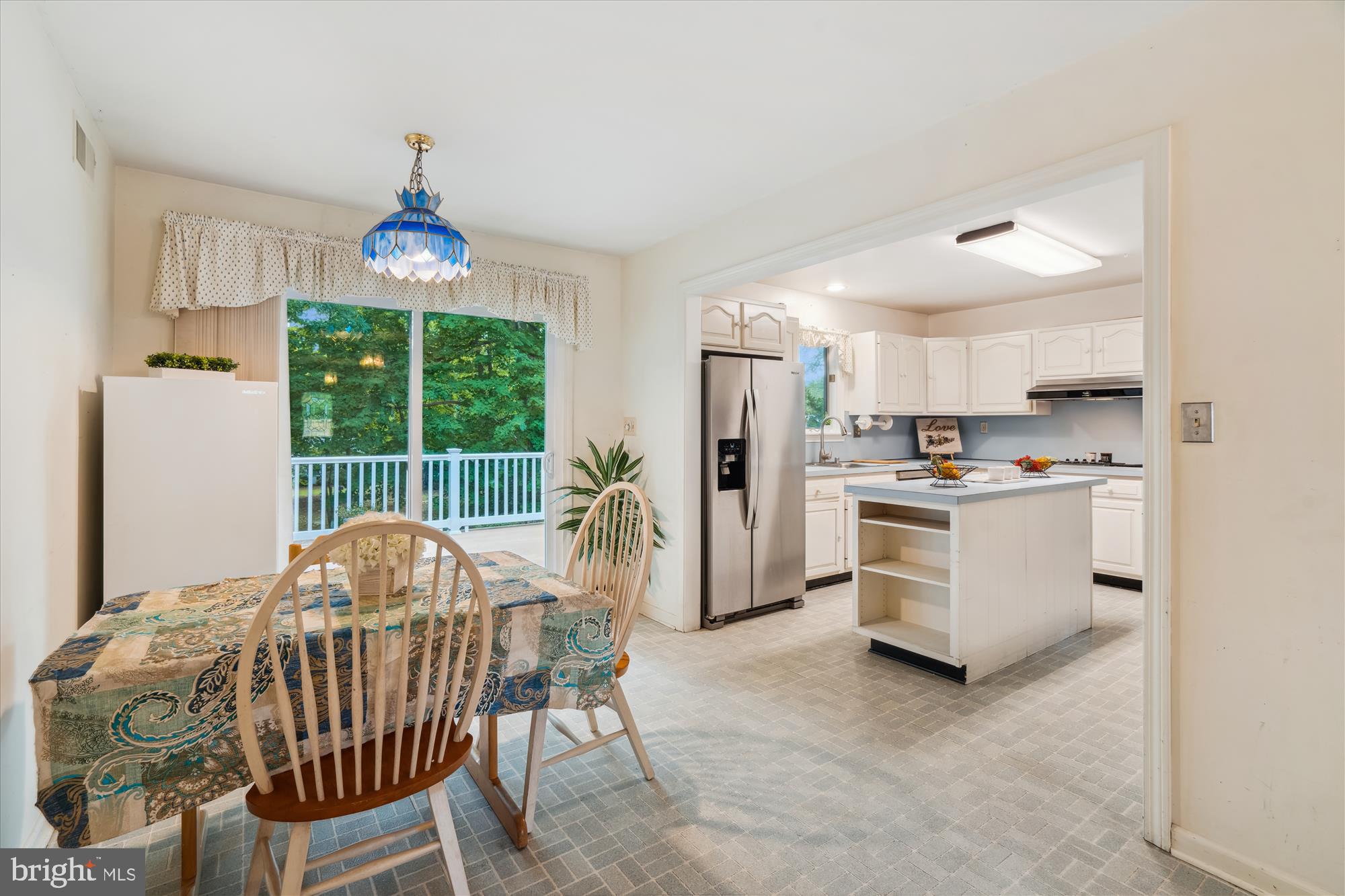 6507 Brooklyn Bridge Road Laurel, MD 20707 - Photo 13 of 55 Breakfast Area
