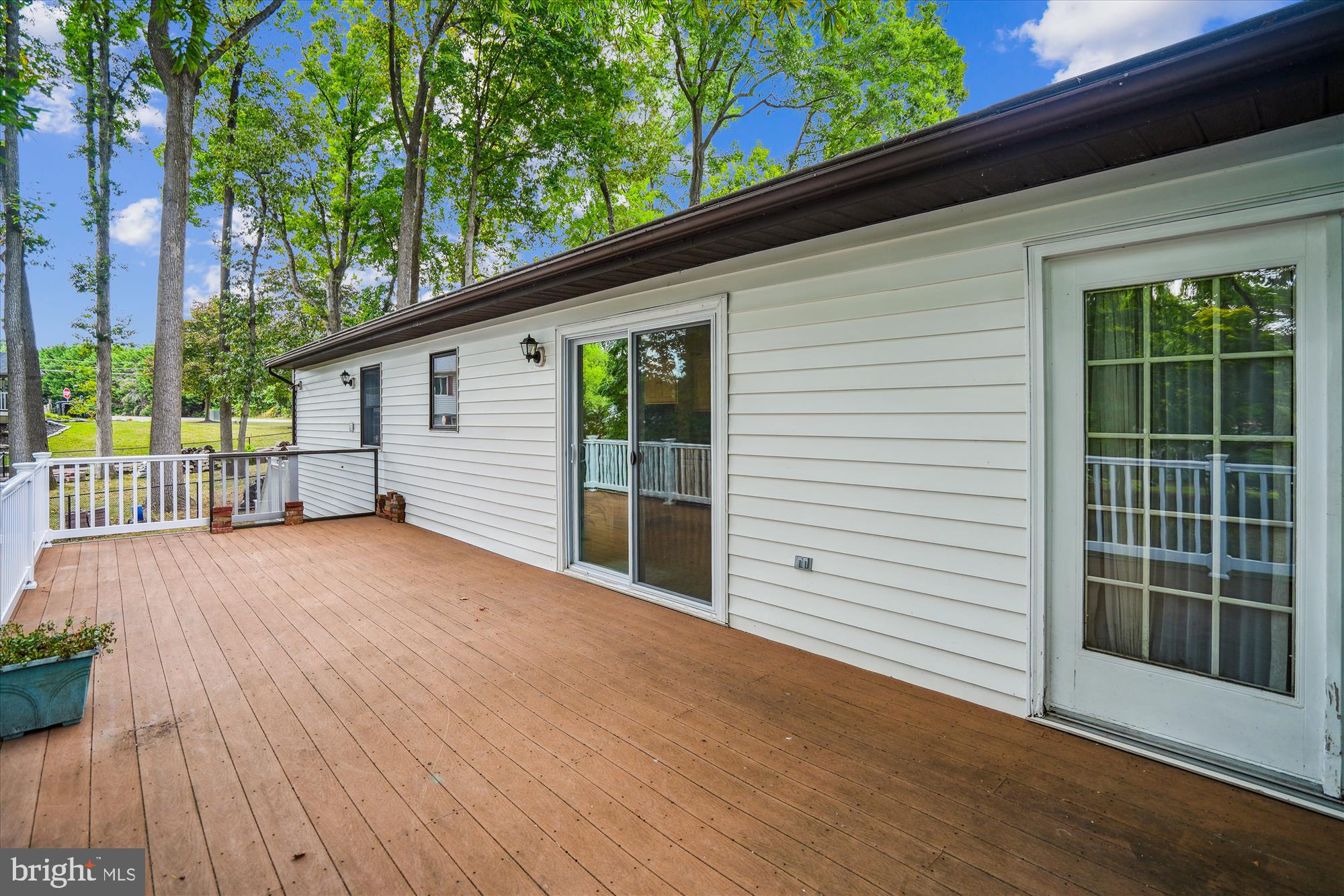 6507 Brooklyn Bridge Road Laurel, MD 20707 - Photo 39 of 55 Deck