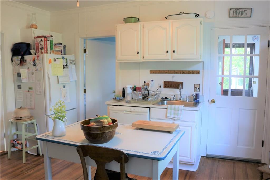 11 Whipple Street Springvale, ME 04083 - Photo 10 of 34 Kitchen