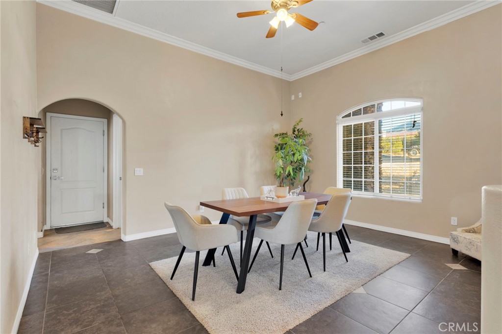 1030 Elsinore Road Pinon Hills, CA 92372 - Photo 30 of 75