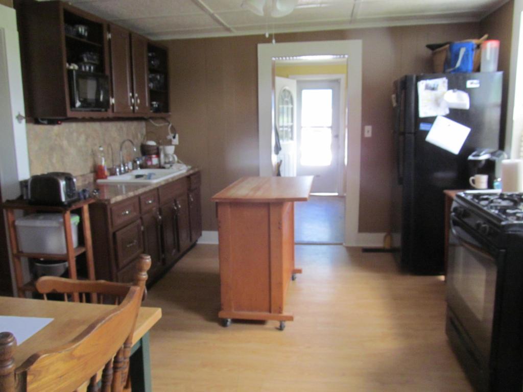 1254 Pleasant Street West Rutland, VT 05777 - Photo 11 of 36 Gallery Image 11