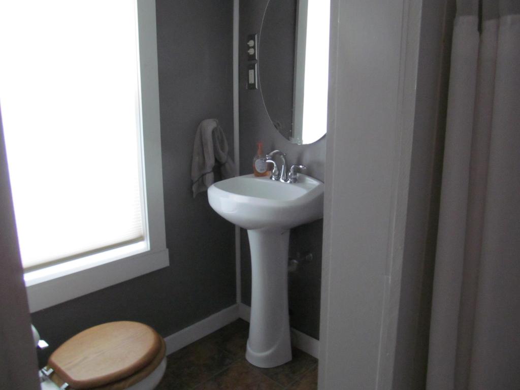 1254 Pleasant Street West Rutland, VT 05777 - Photo 9 of 36 Gallery Image 9