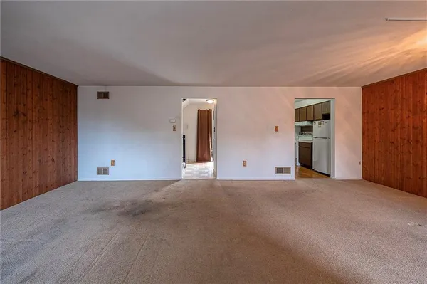 $149,900 | 1455 Spreading Oak Drive, Unit C, Pittsburgh, PA 15220