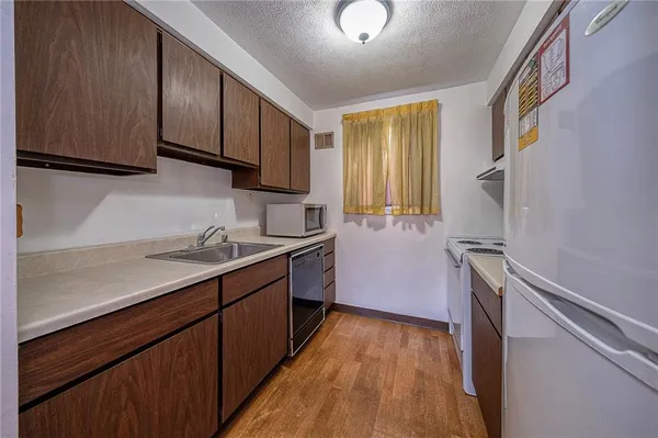 $149,900 | 1455 Spreading Oak Drive, Unit C, Pittsburgh, PA 15220