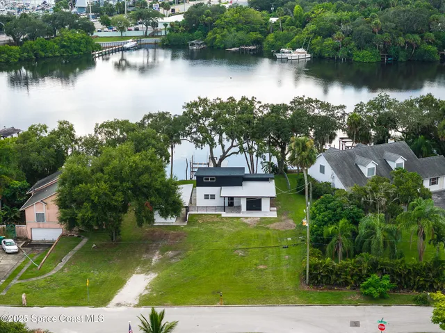 $924,900 | 877 Sunset Drive, Melbourne, FL 32935