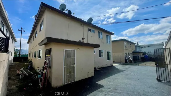 $1,565,000 | 7245 Bakman Avenue, Sun Valley, CA 91352