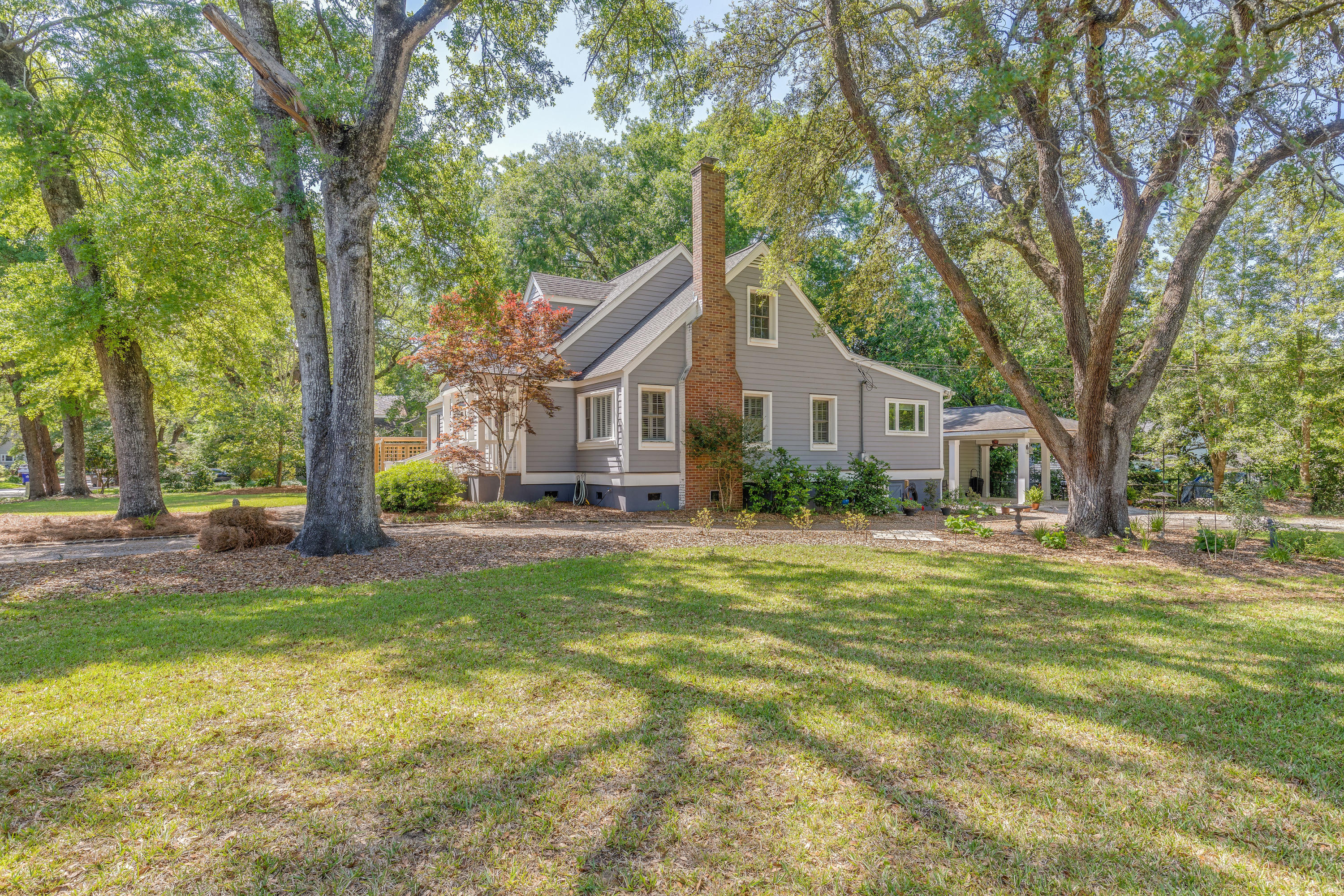 2142 Westrivers Road Charleston, SC 29412 - Photo 2 of 48 2142Westrivers23