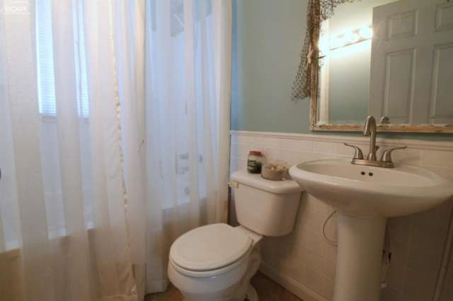7288 Neff Road Mount Morris, MI 48458 - Photo 19 of 25 21194613-18.JPG
