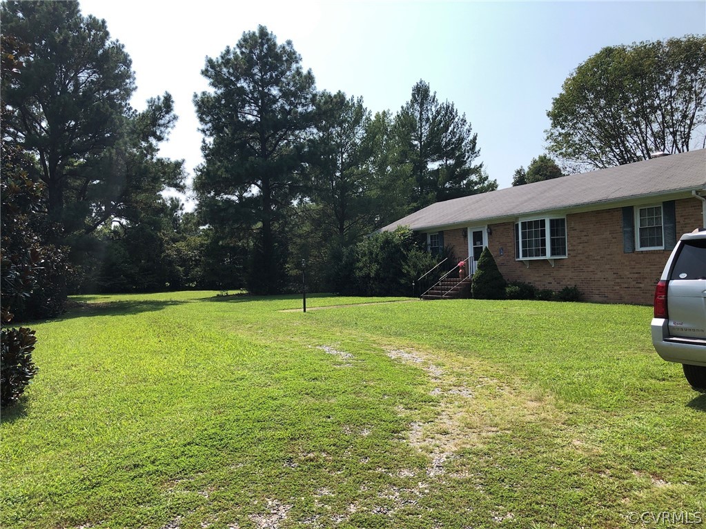 626 Commins Road Aylett, VA 23009 - Photo 3 of 37 Gallery Image 3