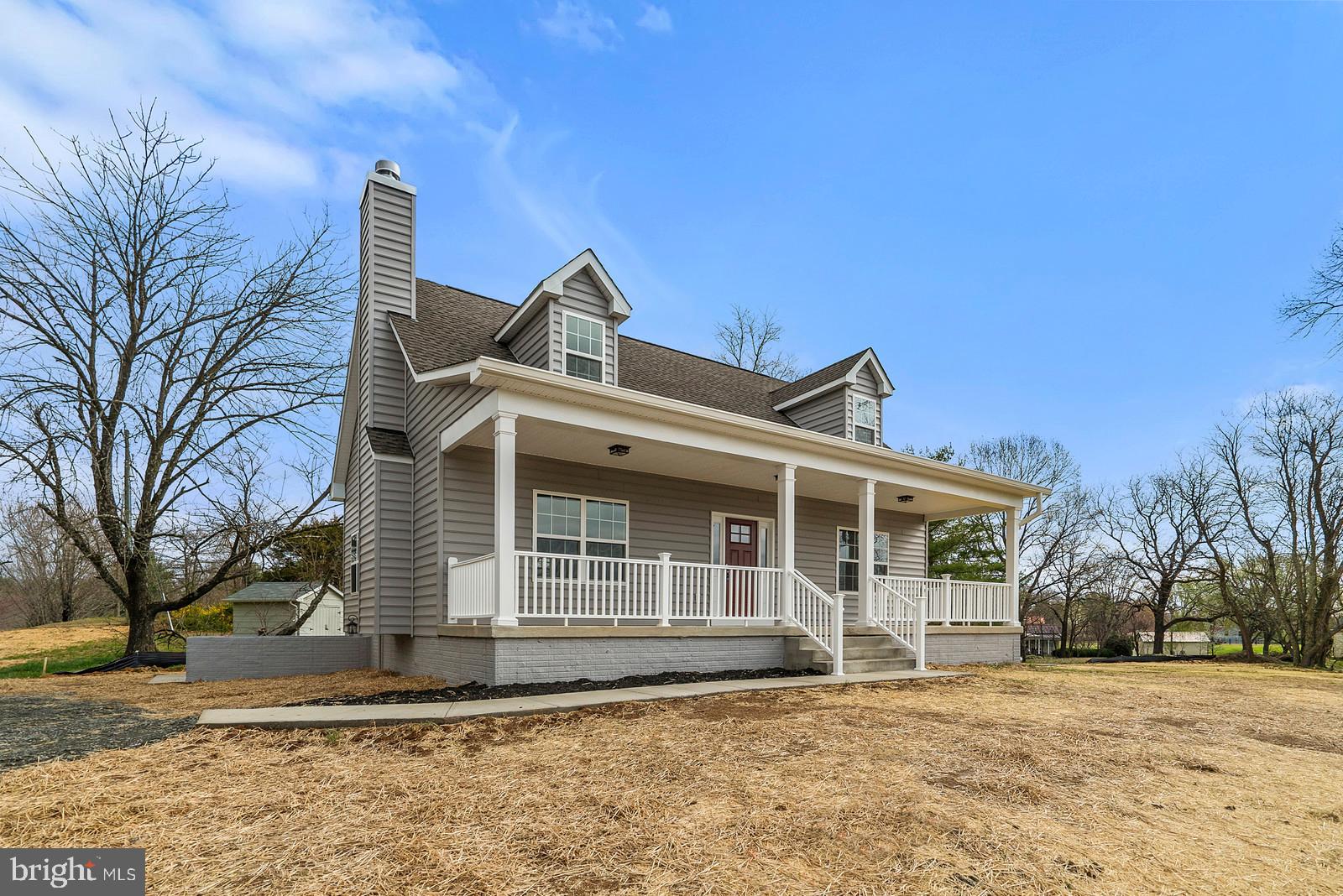 12020 Hume Road Hume, VA 22639 - Photo 3 of 38 Gallery Image 3