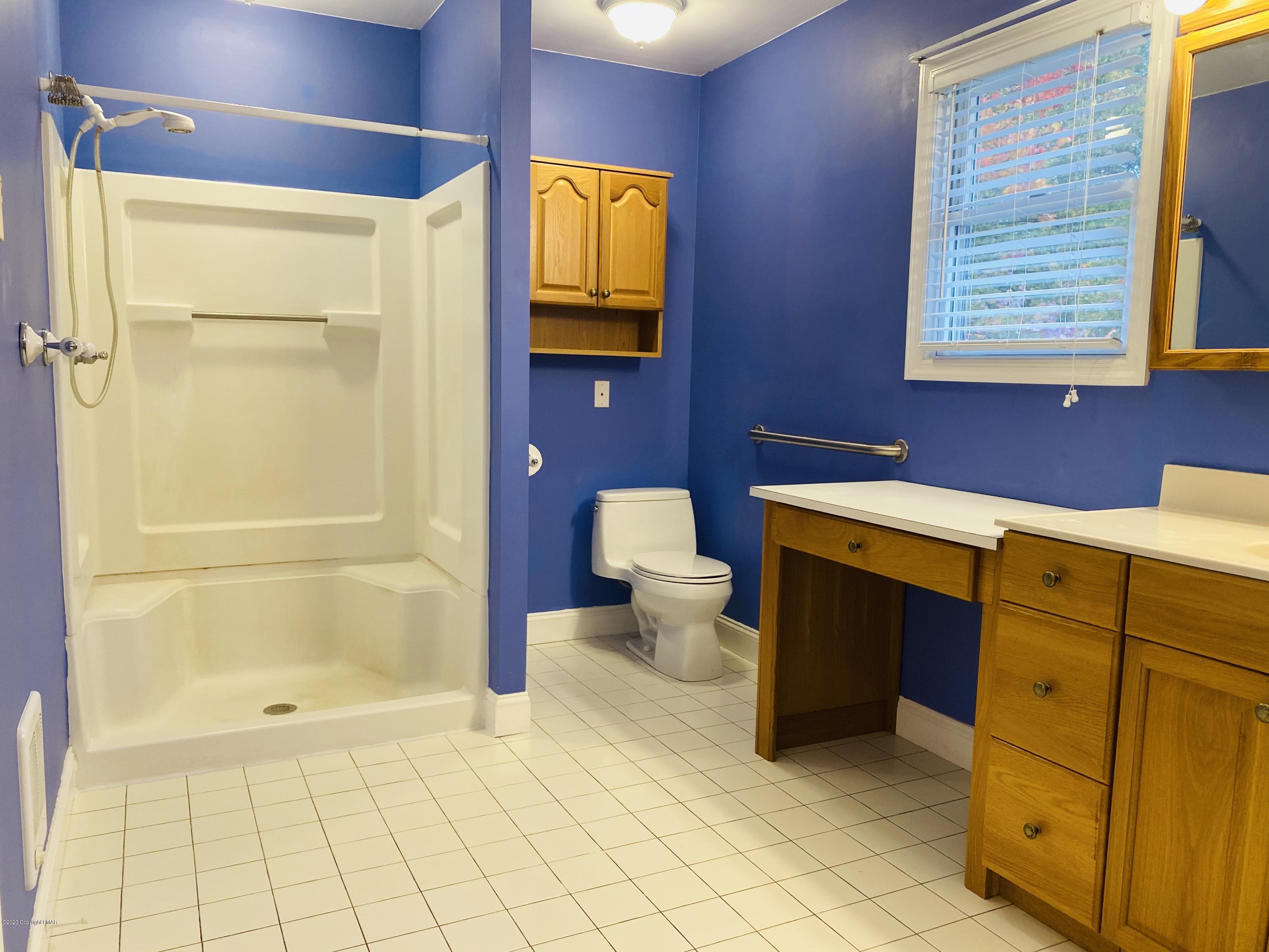 3300 Aspen Road Kunkletown, PA 18058 - Photo 15 of 32 Master Bathroom