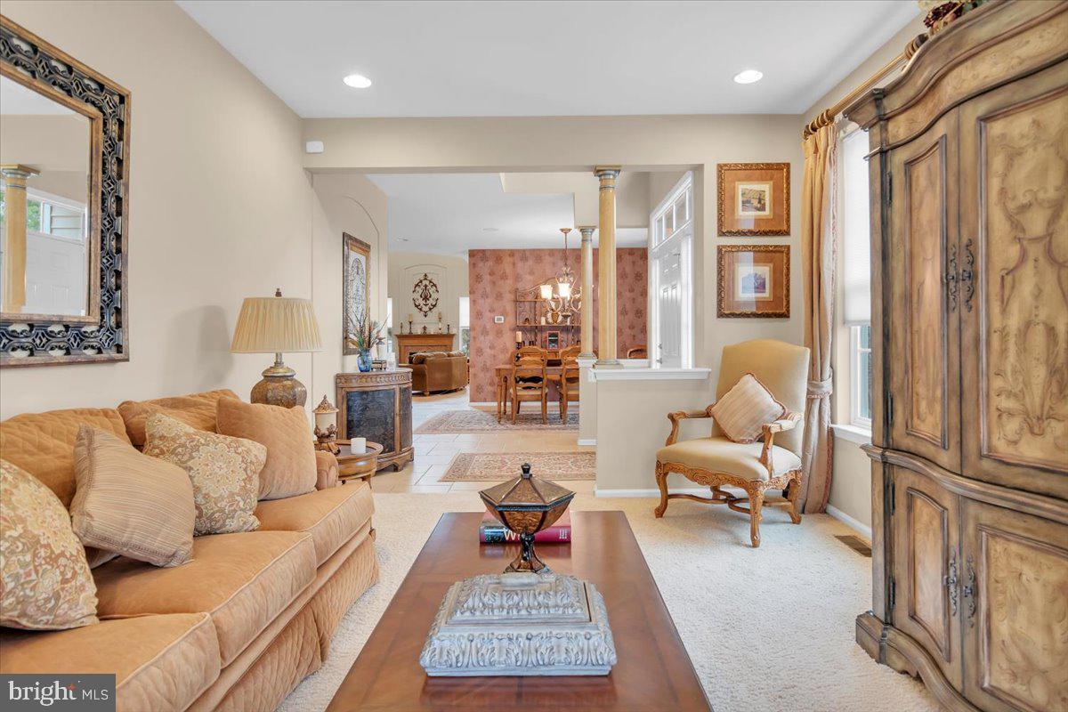 2 Compass Circle Mount Laurel, NJ 08054 - Photo 6 of 25