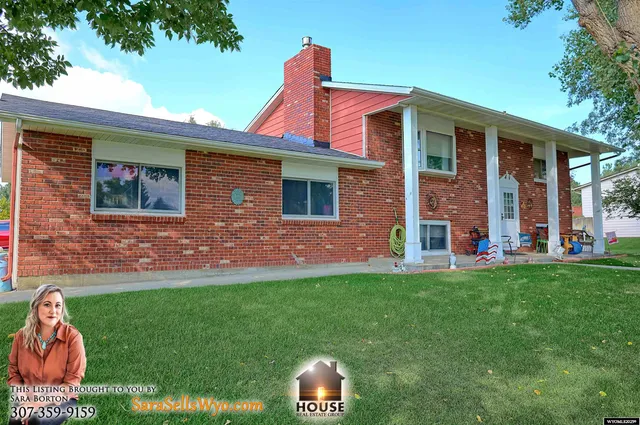 $380,000 | 1037 Bandera Avenue, Douglas, WY 82633
