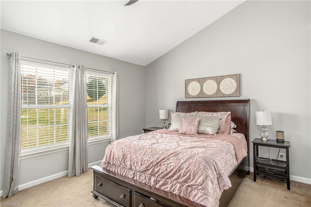 2052 Cliffvale Court High Point, NC 27262 - Photo 11 of 20