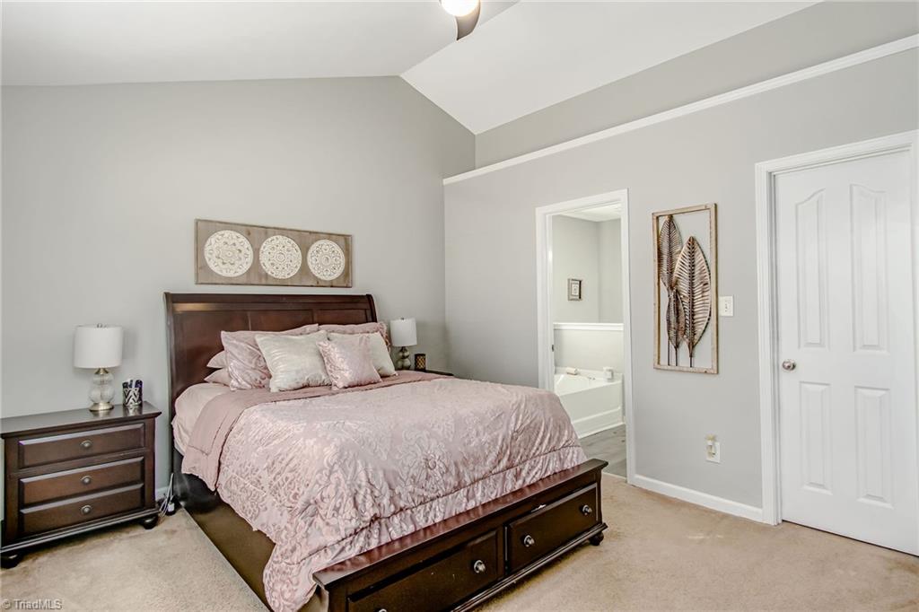 2052 Cliffvale Court High Point, NC 27262 - Photo 10 of 20