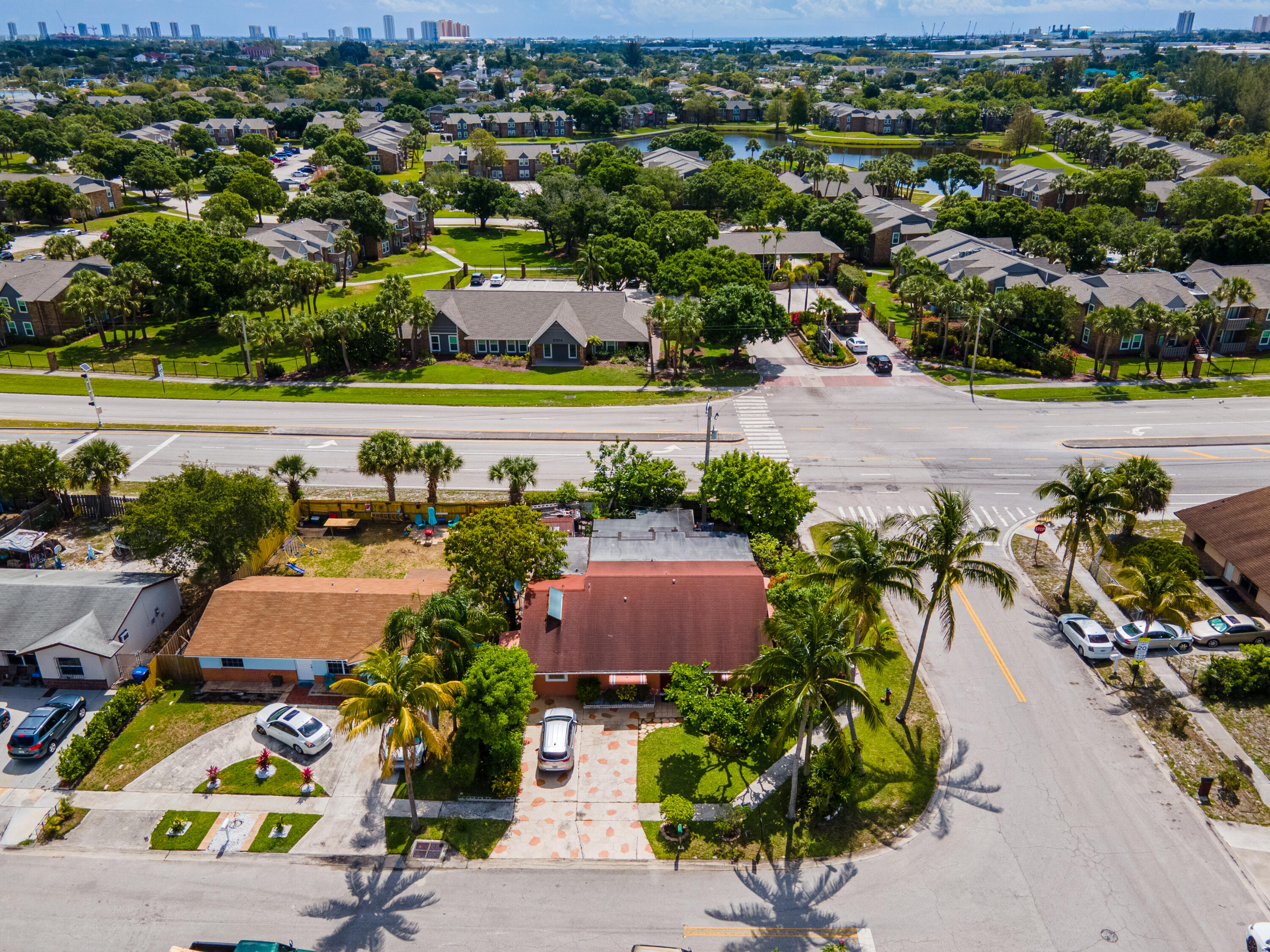 2600 West 28th Street Riviera Beach, FL 33404 - Photo 27 of 31 03