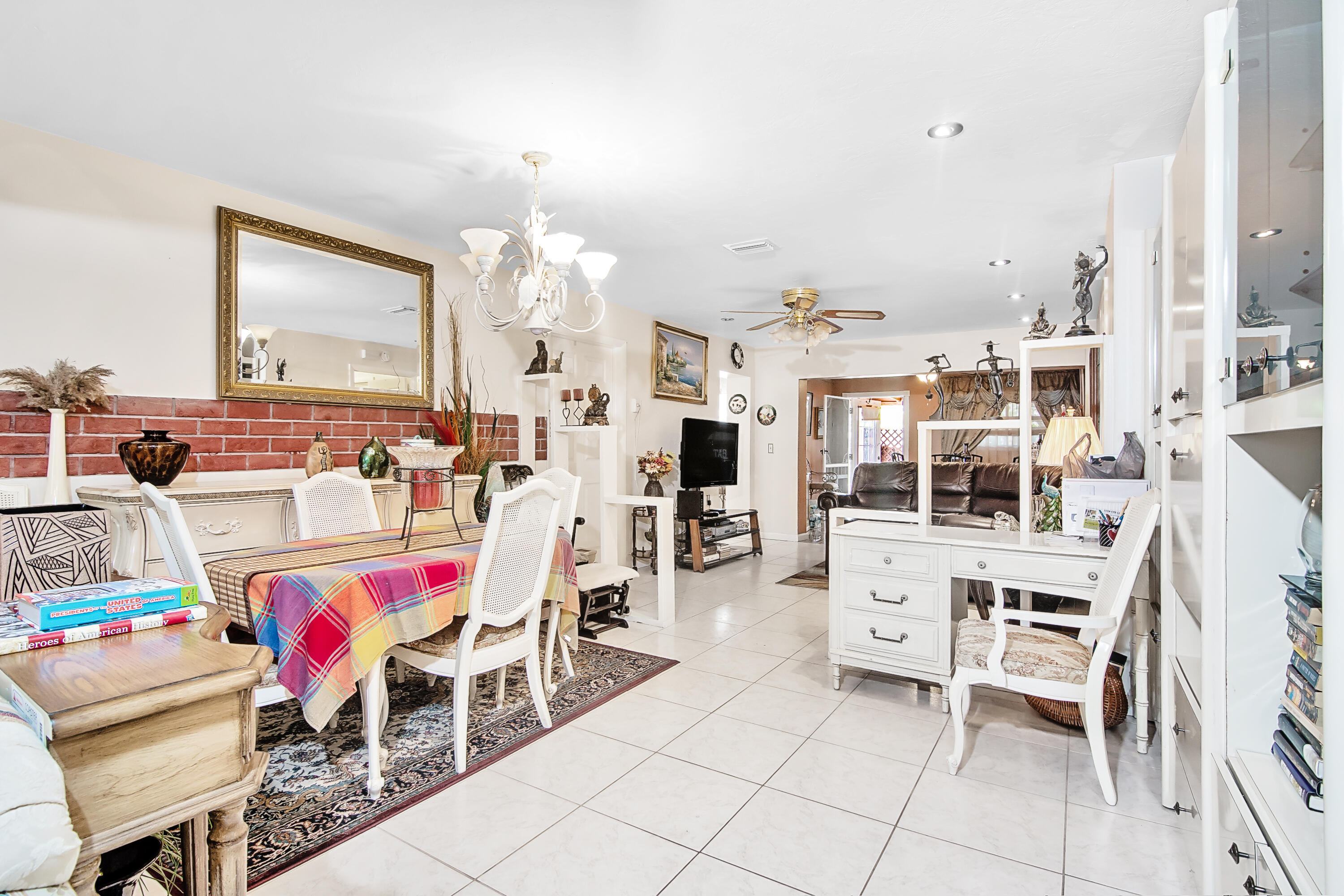2600 West 28th Street Riviera Beach, FL 33404 - Photo 7 of 31 2600 W 28 St_007