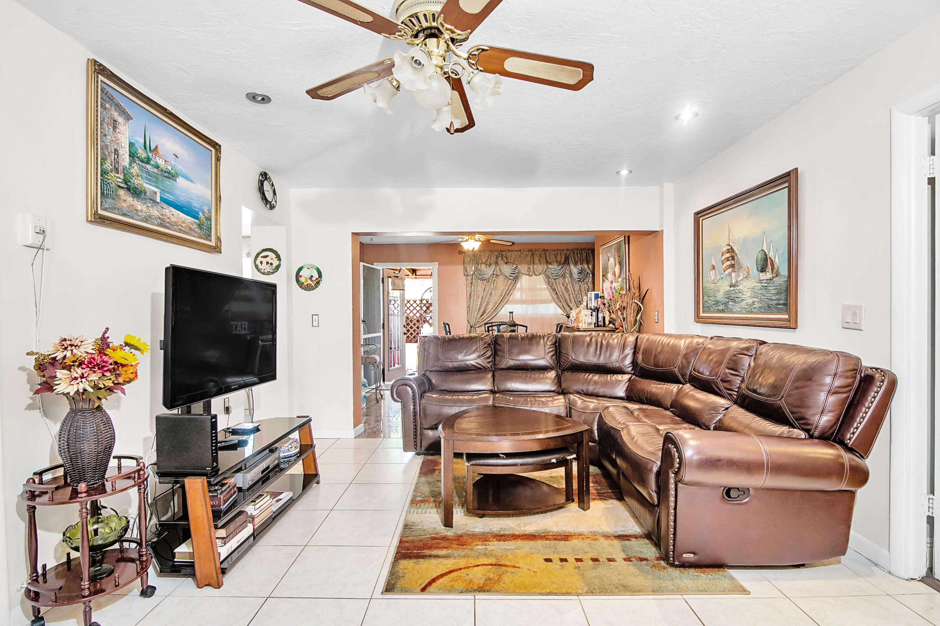 2600 West 28th Street Riviera Beach, FL 33404 - Photo 9 of 31 2600 W 28 St_009
