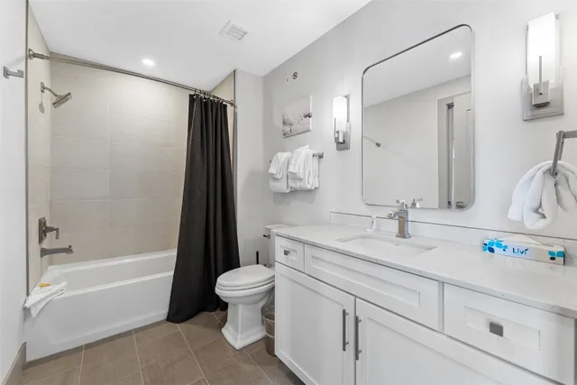 $950,000 | 37 West 4th Street, Unit 305E, Silverthorne, CO 80498