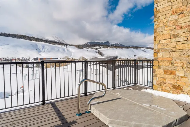 $950,000 | 37 West 4th Street, Unit 305E, Silverthorne, CO 80498