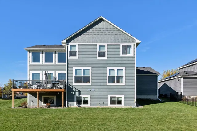 $785,000 | 3765 Crane Island Court, Excelsior, MN 55331