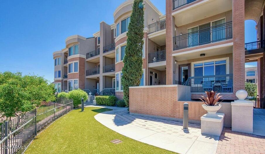 425 W Rio Salado Building Front