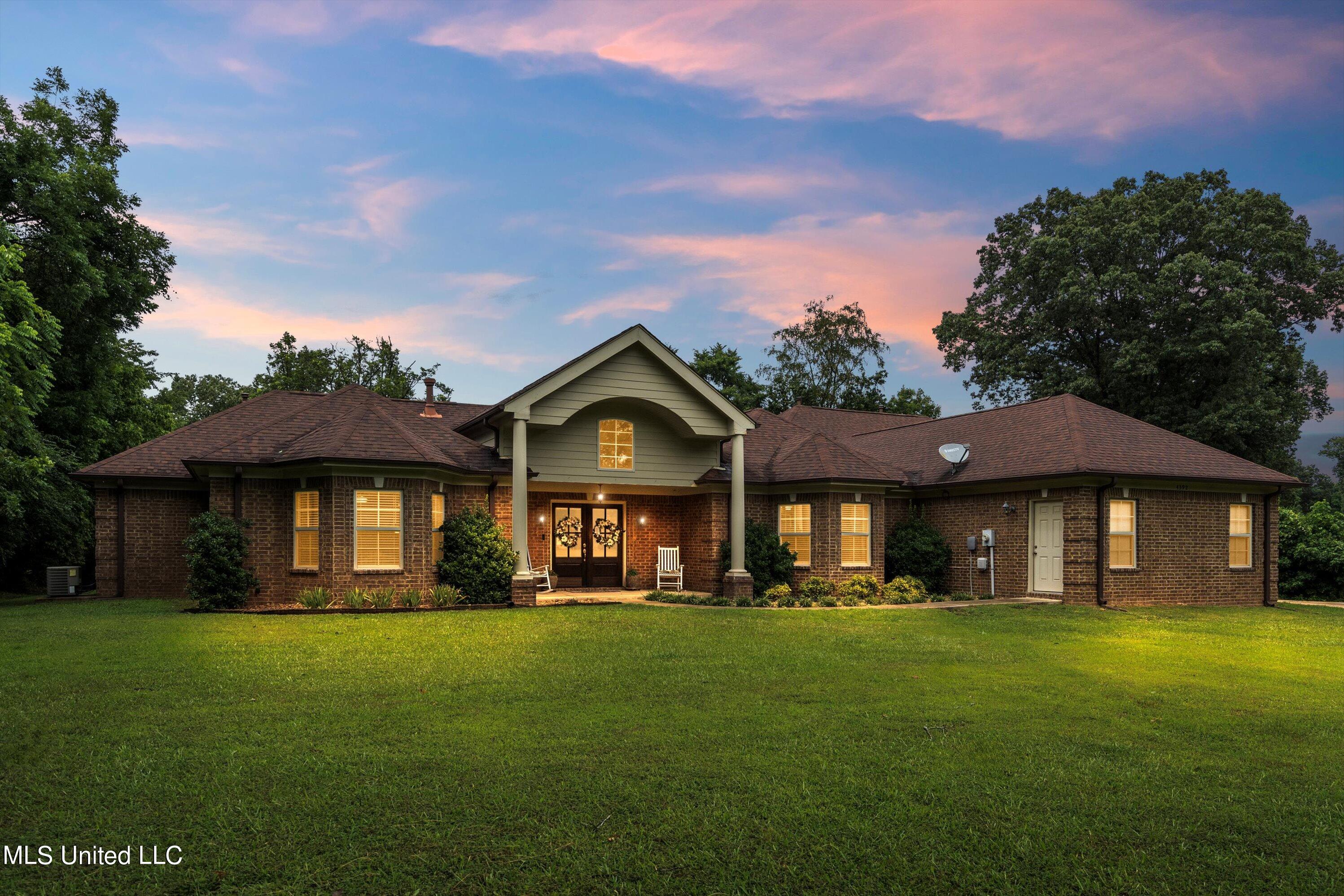4392 Sunset Road Nesbit, MS 38651 - Photo 1 of 48 03-DSC8417