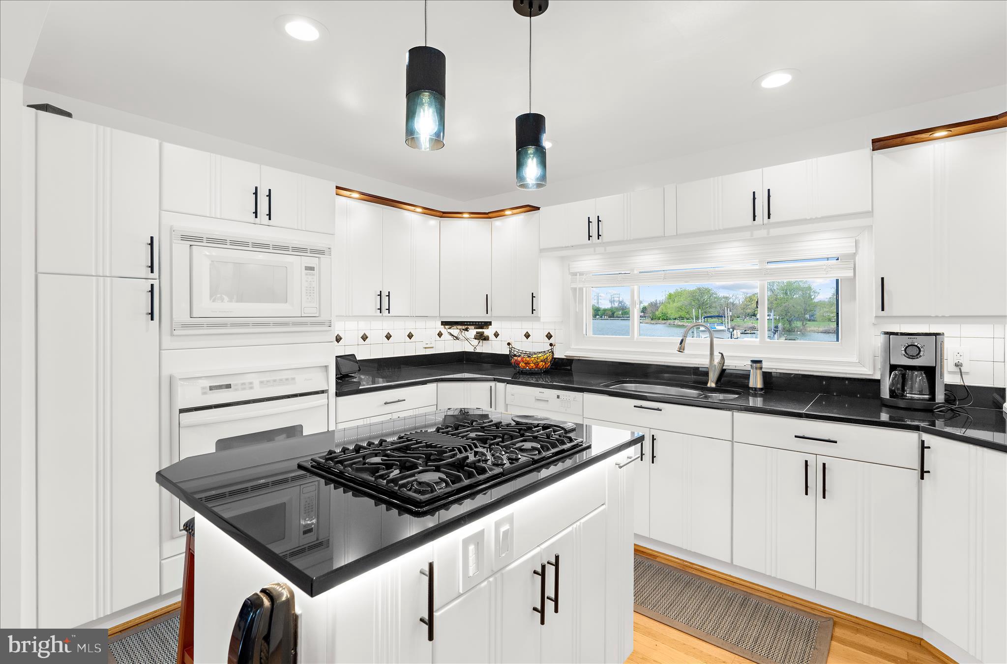 8209 Peach Orchard Road Baltimore, MD 21222 - Photo 19 of 70