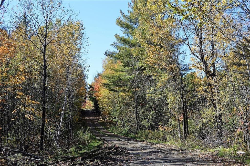 280 Owlsboro Road Dexter, ME 04930 - Photo 3 of 34 Photo