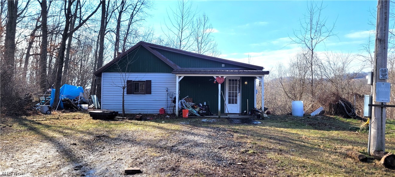 4002 Plainfield Road Kimbolton, OH 43749 - Photo 12 of 33