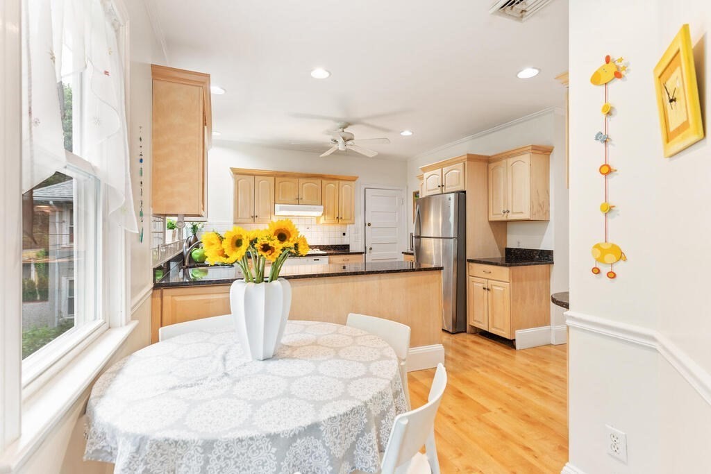 100 Columbia Street, Unit 2 Brookline, MA 02446 - Photo 7 of 20