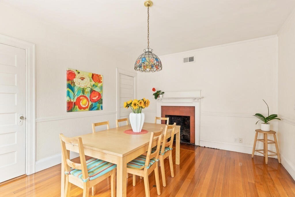 100 Columbia Street, Unit 2 Brookline, MA 02446 - Photo 10 of 20