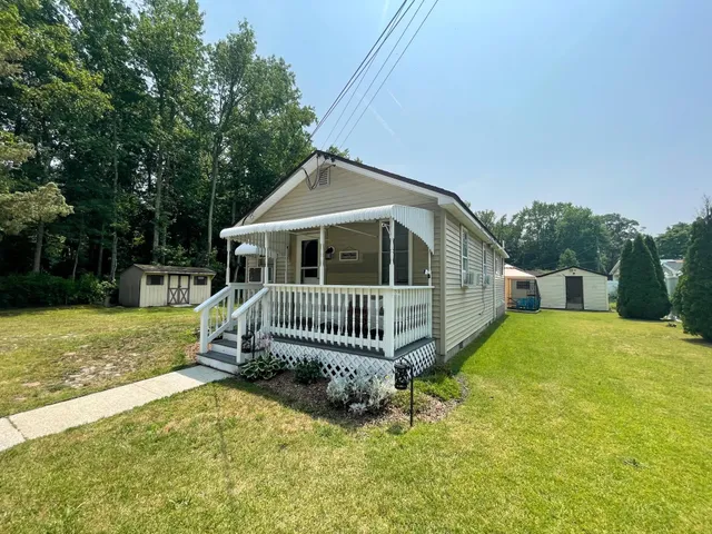 $360,000 | 160 Kentucky Avenue, Villas, NJ 08251