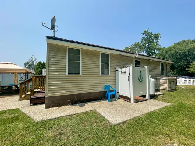 $360,000 | 160 Kentucky Avenue, Villas, NJ 08251