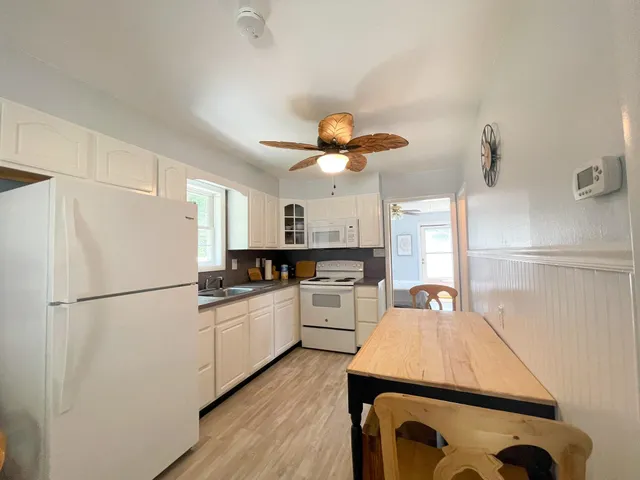 $360,000 | 160 Kentucky Avenue, Villas, NJ 08251